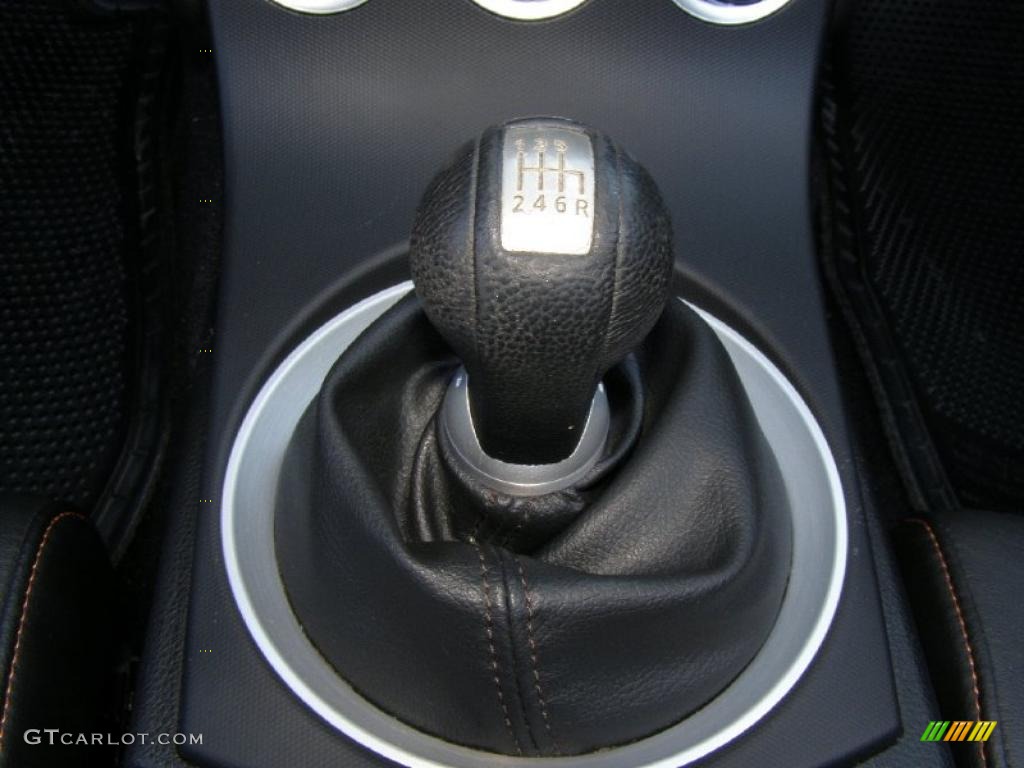 2005 Nissan 350Z Touring Roadster 6 Speed Manual Transmission Photo #38158061