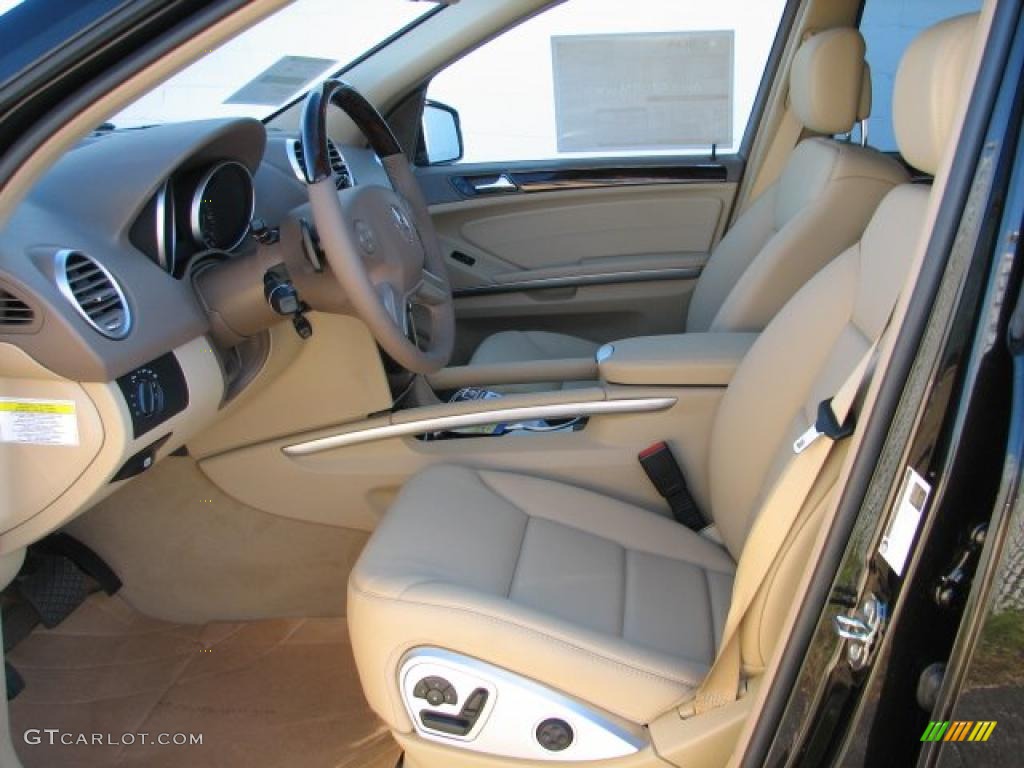 Cashmere Interior 2011 Mercedes-Benz ML 350 4Matic Photo #38158121