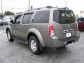 Granite Metallic - Pathfinder SE 4x4 Photo No. 5