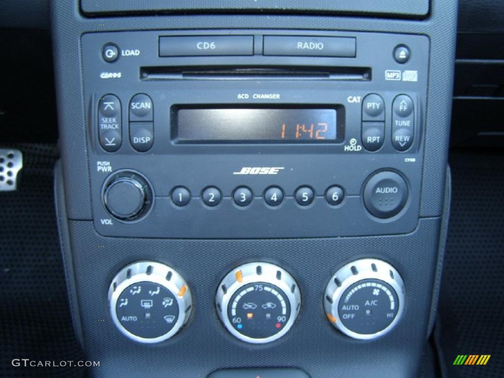 2006 Nissan 350Z Grand Touring Roadster Controls Photo #38158781