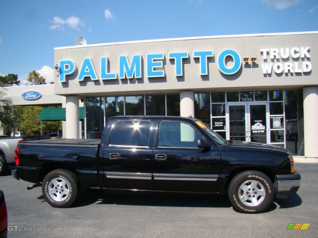 2005 Silverado 1500 LS Crew Cab - Black / Medium Gray photo #1