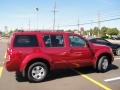 Red Brawn - Pathfinder S 4x4 Photo No. 12