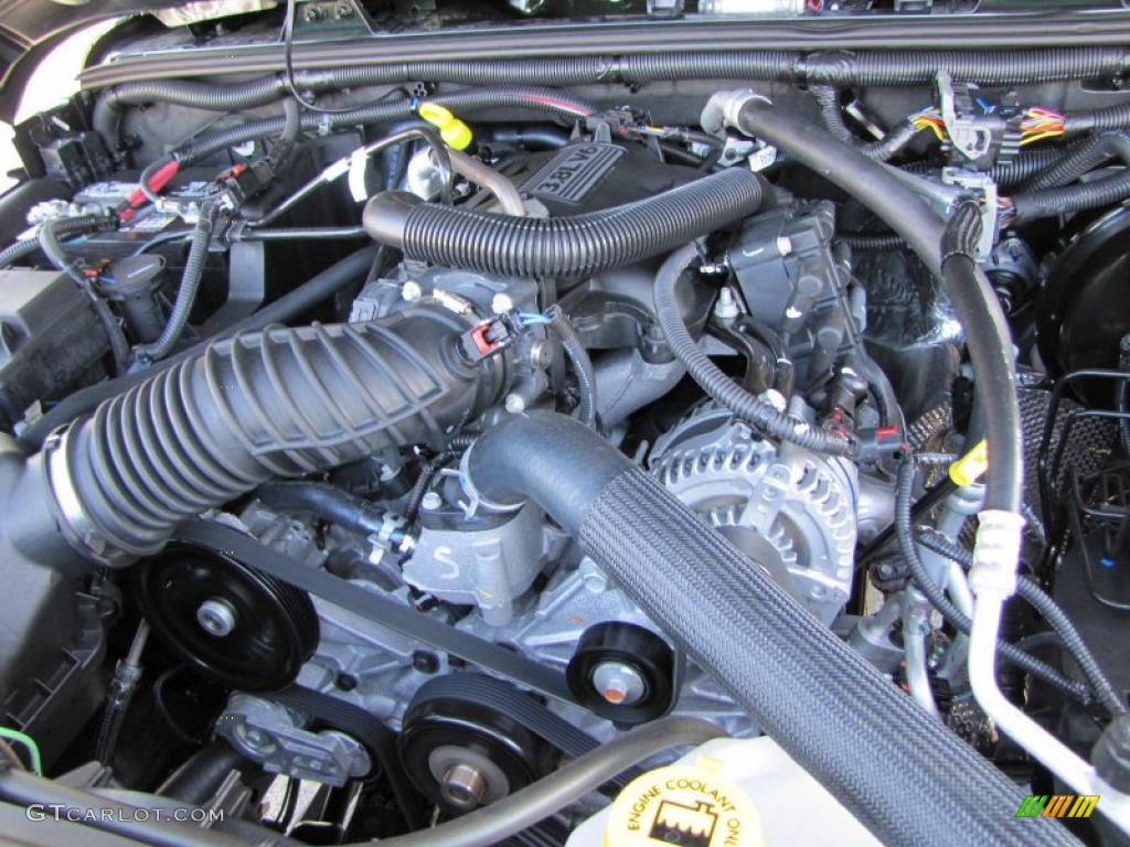 2011 Jeep Wrangler Unlimited Rubicon 4x4 3.8 Liter OHV 12-Valve V6 Engine Photo #38162757
