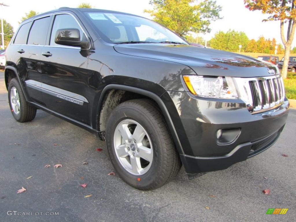 2011 Dark Charcoal Pearl Jeep Grand Cherokee Laredo 38076297 Photo 4