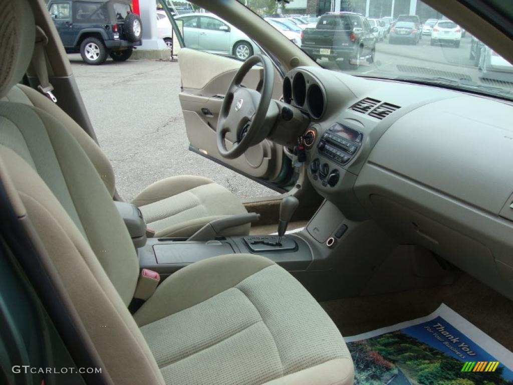 Blond Beige Interior 2002 Nissan Altima 2.5 S Photo #38163417