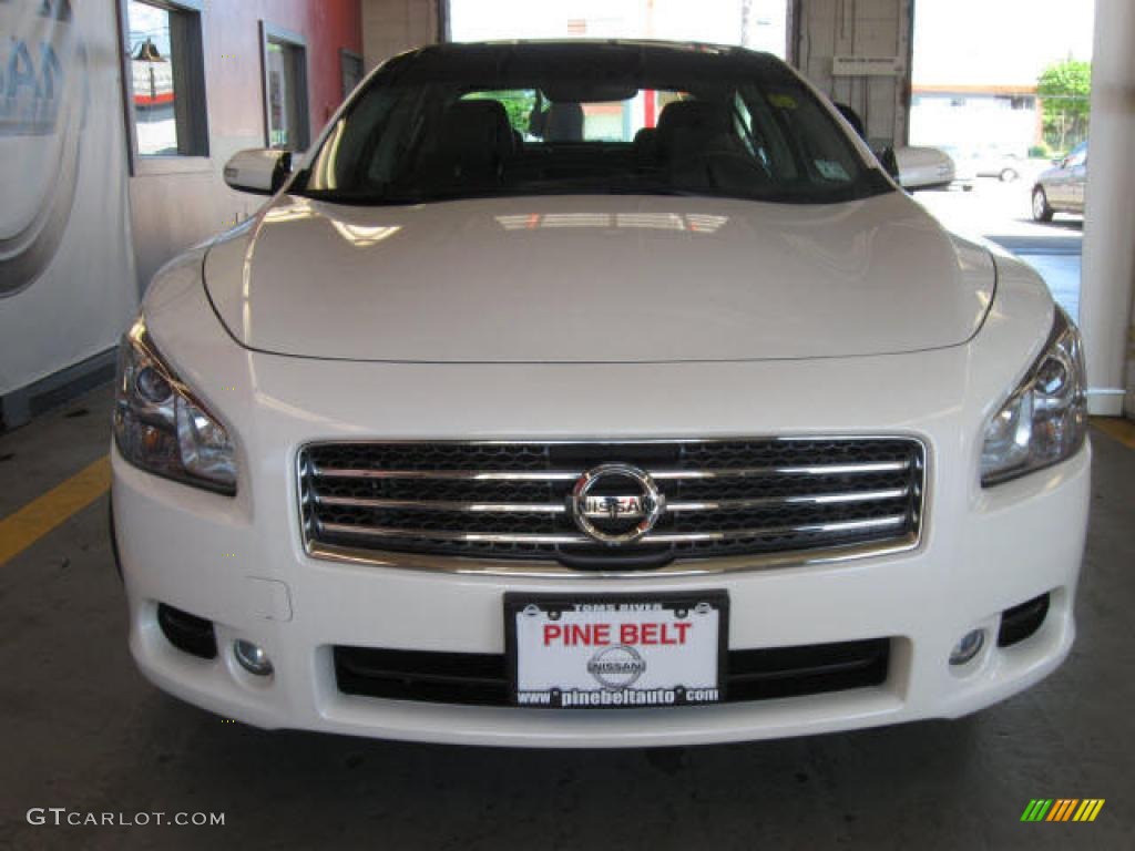 2009 Maxima 3.5 SV Premium - Winter Frost White / Charcoal photo #3
