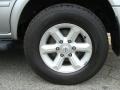 2004 Nissan Pathfinder SE 4x4 Wheel and Tire Photo