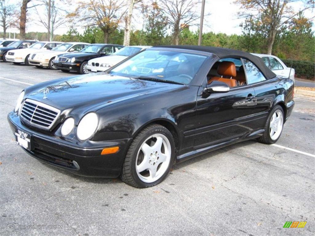 Black Mercedes-Benz CLK