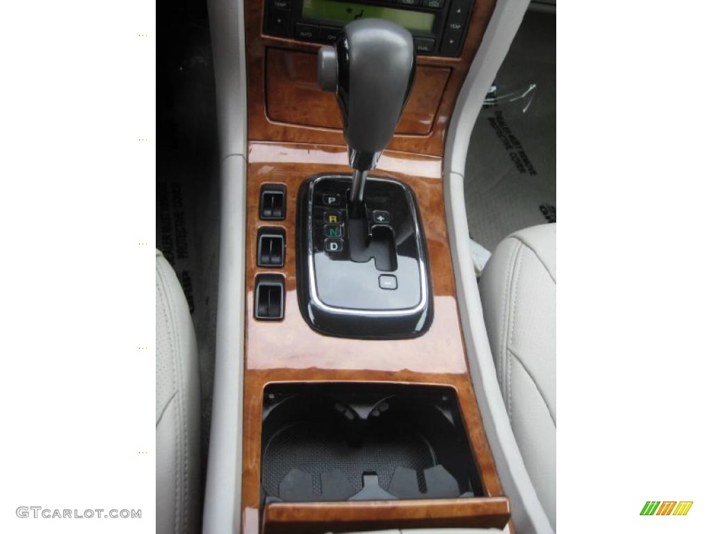 2004 Kia Amanti Standard Amanti Model 5 Speed Automatic Transmission Photo #38167382