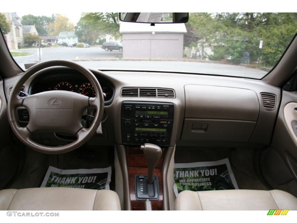 1995 ES 300 - Diamond White Pearl Metallic / Beige photo #21