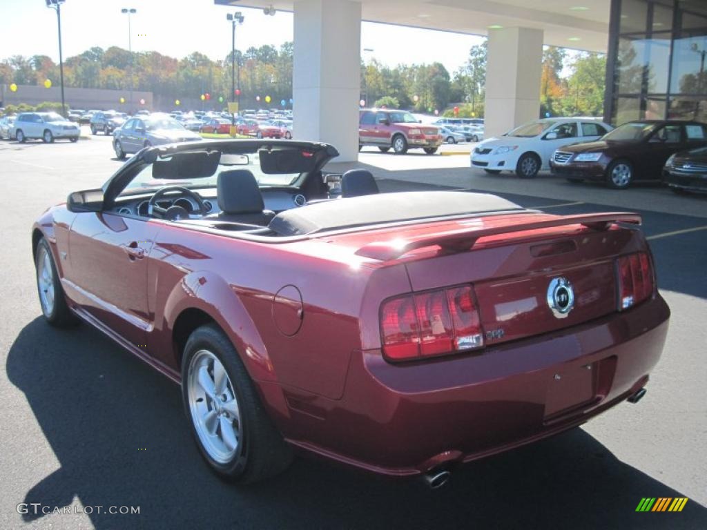 2007 Mustang GT Premium Convertible - Redfire Metallic / Dark Charcoal photo #16