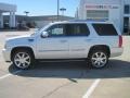 2011 White Diamond Tricoat Cadillac Escalade Luxury  photo #3