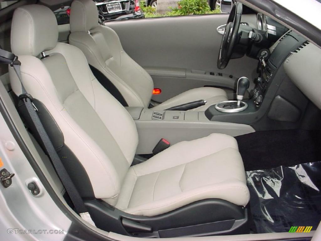 Frost Interior 2004 Nissan 350Z Touring Coupe Photo #38171044