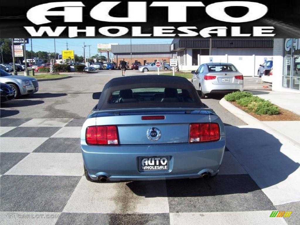 2006 Mustang GT Premium Convertible - Windveil Blue Metallic / Dark Charcoal photo #3