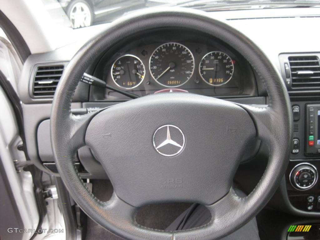 2005 Mercedes-Benz ML 500 4Matic Charcoal Steering Wheel Photo #38173400