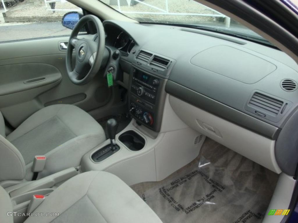 2007 Chevrolet Cobalt LS Sedan Gray Dashboard Photo #38173760