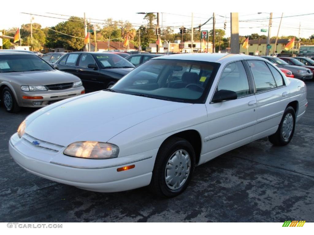 1996 Lumina  - Bright White / Gray photo #3