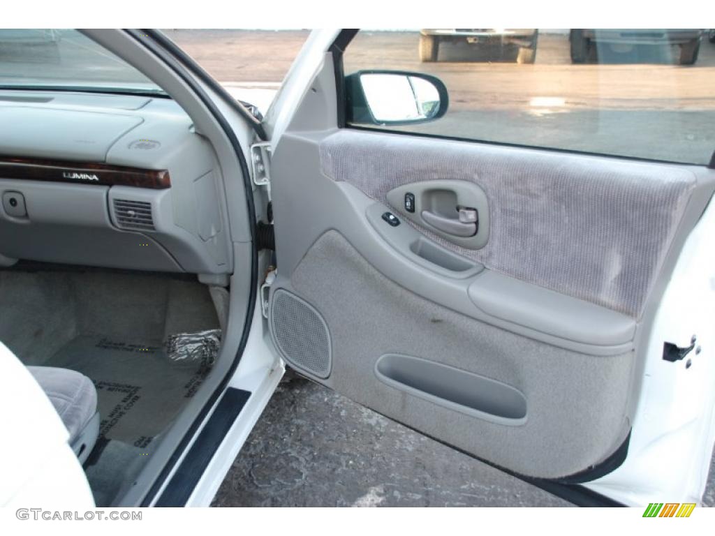 Gray Interior 1996 Chevrolet Lumina Standard Lumina Model Photo #38174704
