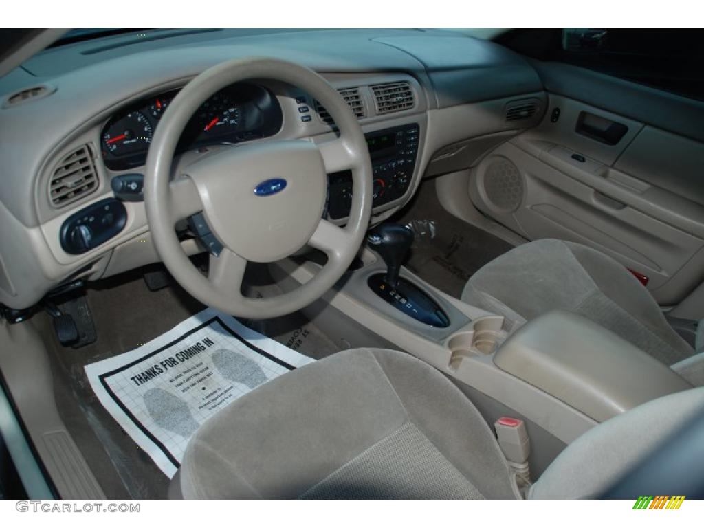 2004 Ford Taurus SE Sedan Medium Parchment Dashboard Photo #38175036