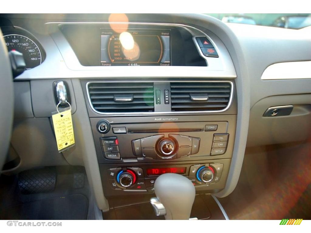 2009 Audi A4 3.2 quattro Sedan Controls Photo #38177828