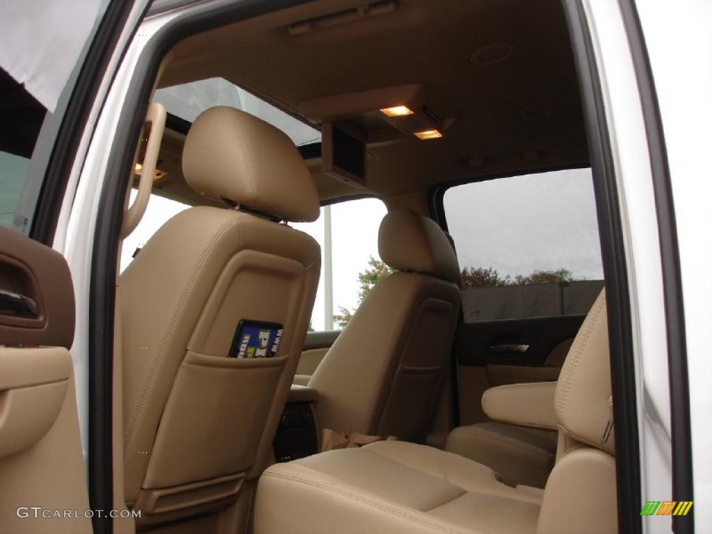 Light Cashmere/Dark Cashmere Interior 2010 Chevrolet Suburban LTZ 4x4 Photo #38178092