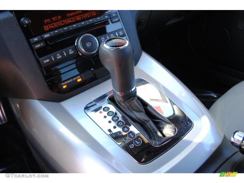 2008 Saturn Sky Carbon Flash SE Roadster Transmission Photos