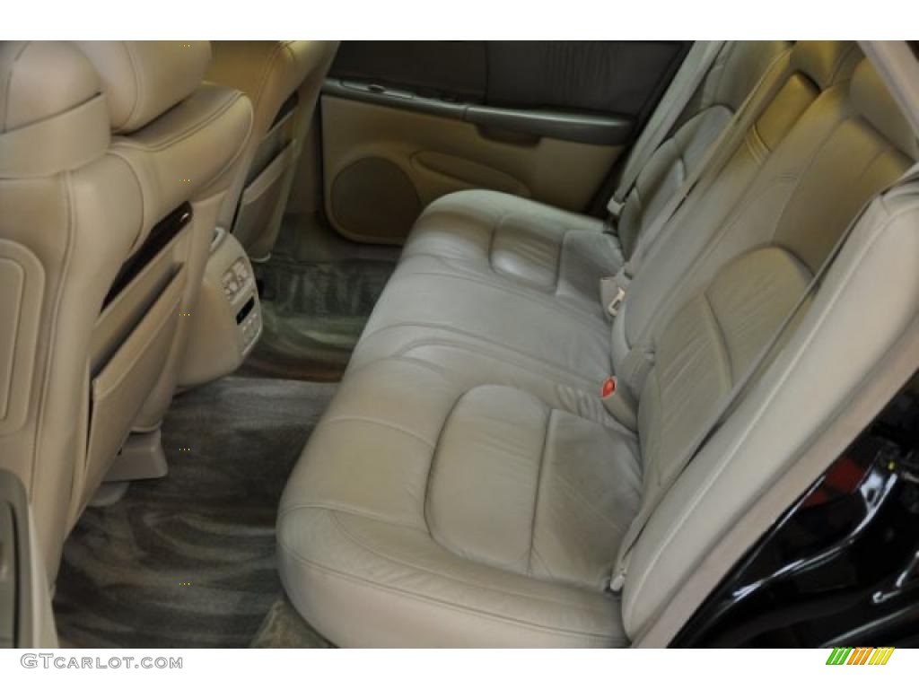 Neutral Shale Interior 2001 Cadillac DeVille DHS Sedan Photo #38181932