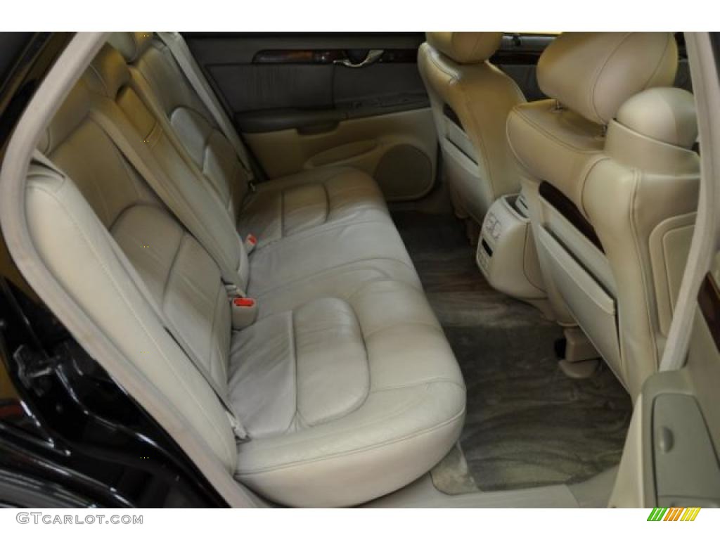 Neutral Shale Interior 2001 Cadillac DeVille DHS Sedan Photo #38181960
