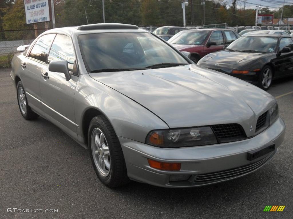 2002 Mitsubishi Diamante VR-X Exterior Photos