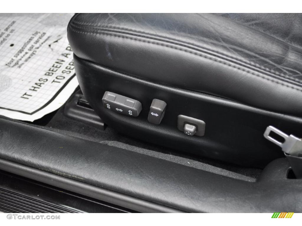 2000 Cadillac Eldorado ESC Controls Photo #38183168
