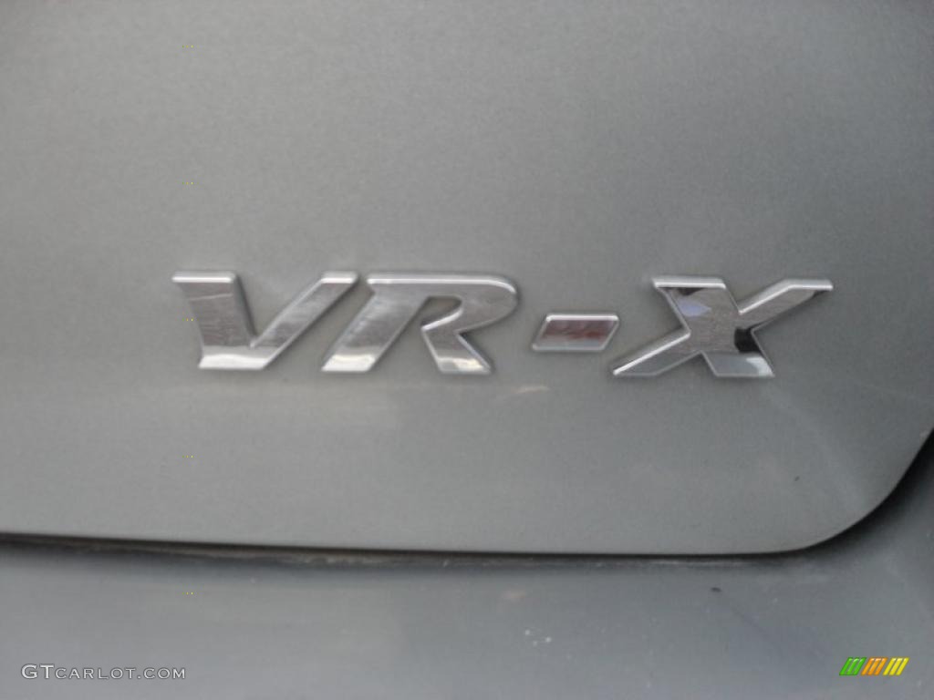 2002 Mitsubishi Diamante VR-X Marks and Logos Photos