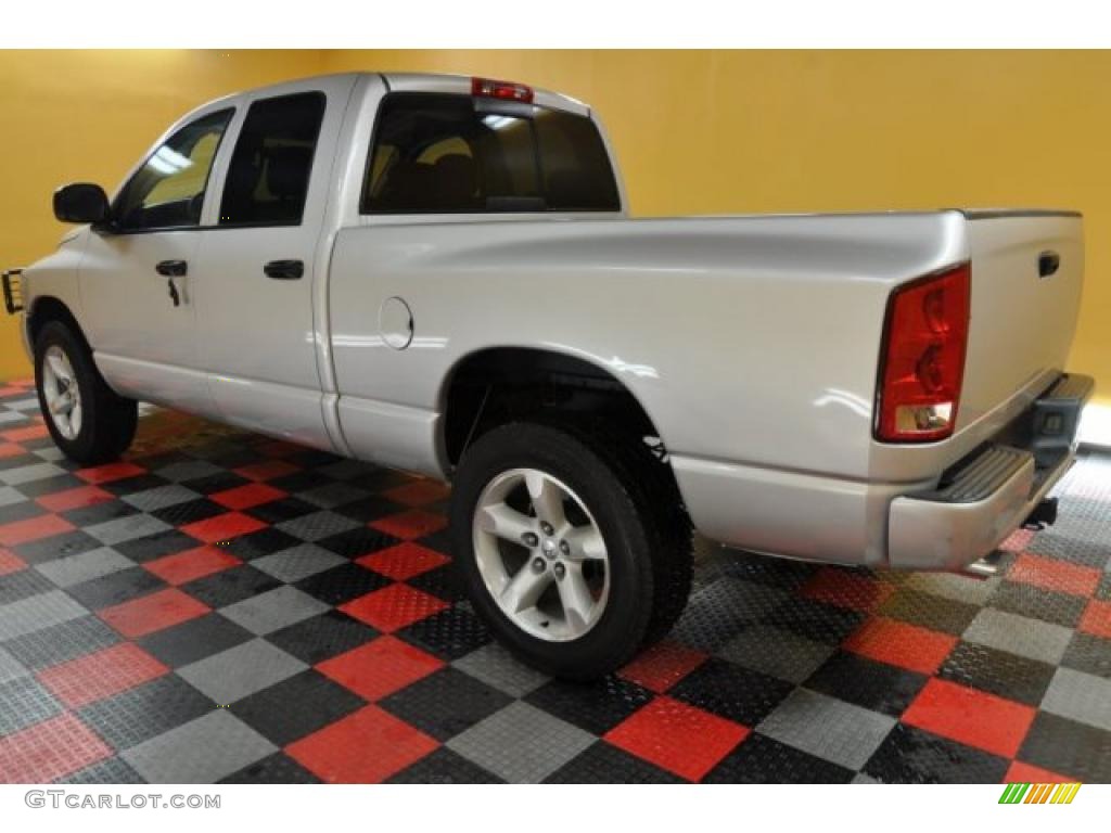 2004 Ram 1500 ST Quad Cab 4x4 - Bright Silver Metallic / Dark Slate Gray photo #3