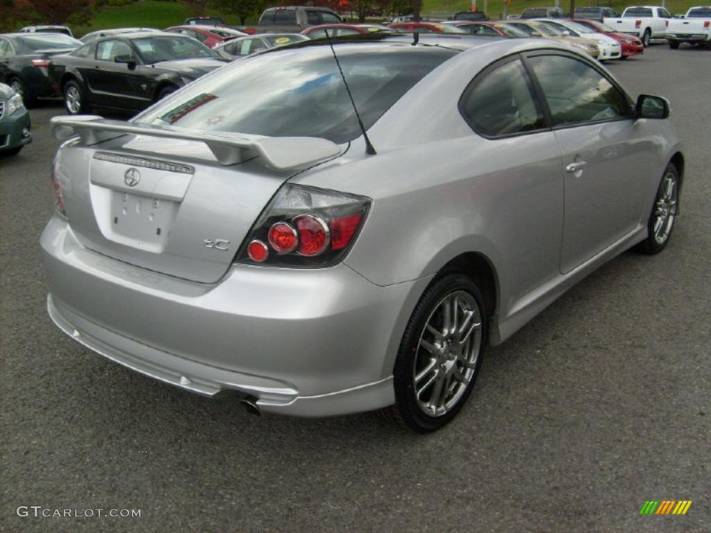 2009 Classic Silver Metallic Scion tC 38170272 Photo 7