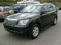 2009 Ebony Black Kia Borrego LX V6 4x4  photo #3