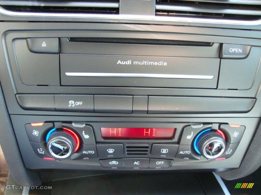 2011 Audi A5 2.0T quattro Coupe Controls Photo #38186740