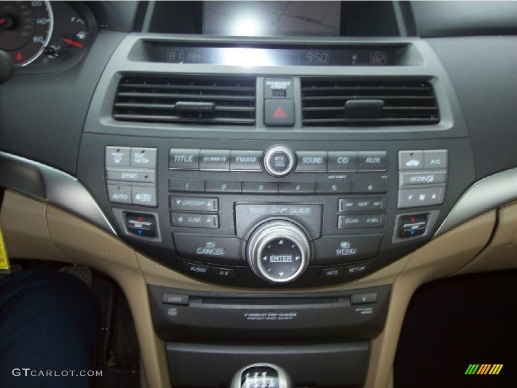 2010 Honda Accord EX-L V6 Coupe Controls Photo #38187052