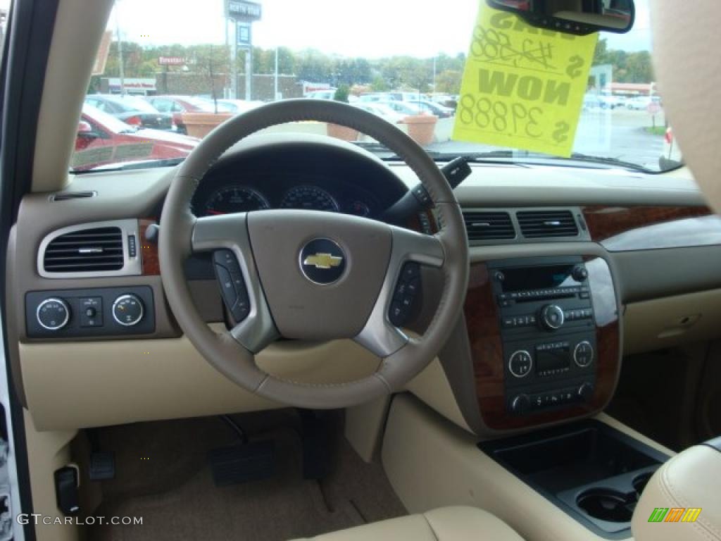 Dark Cashmere/Light Cashmere Interior 2010 Chevrolet Avalanche LT 4x4 Photo #38187380