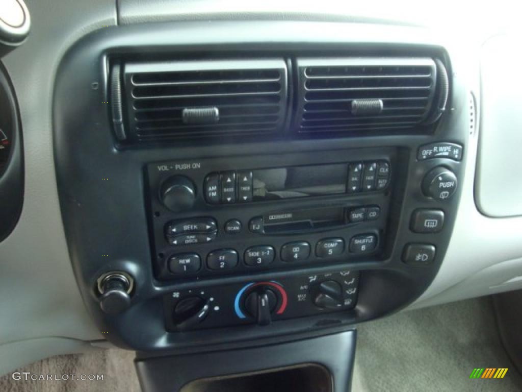 1996 Ford Explorer Eddie Bauer 4x4 Controls Photos