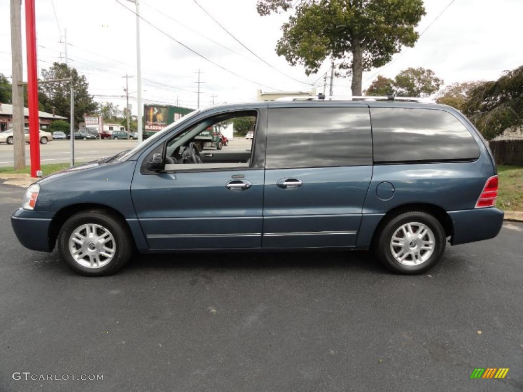 2004 Monterey Premier - Norsea Blue Metallic / Flint photo #3