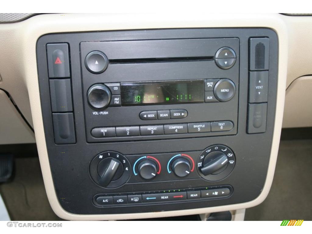 2005 Ford Freestar SES Controls Photo #38192992