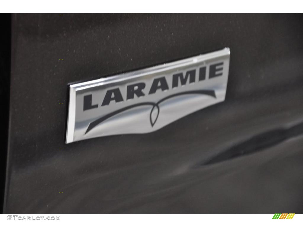 2011 Ram 1500 Laramie Crew Cab - Rugged Brown Pearl / Light Pebble Beige/Bark Brown photo #9