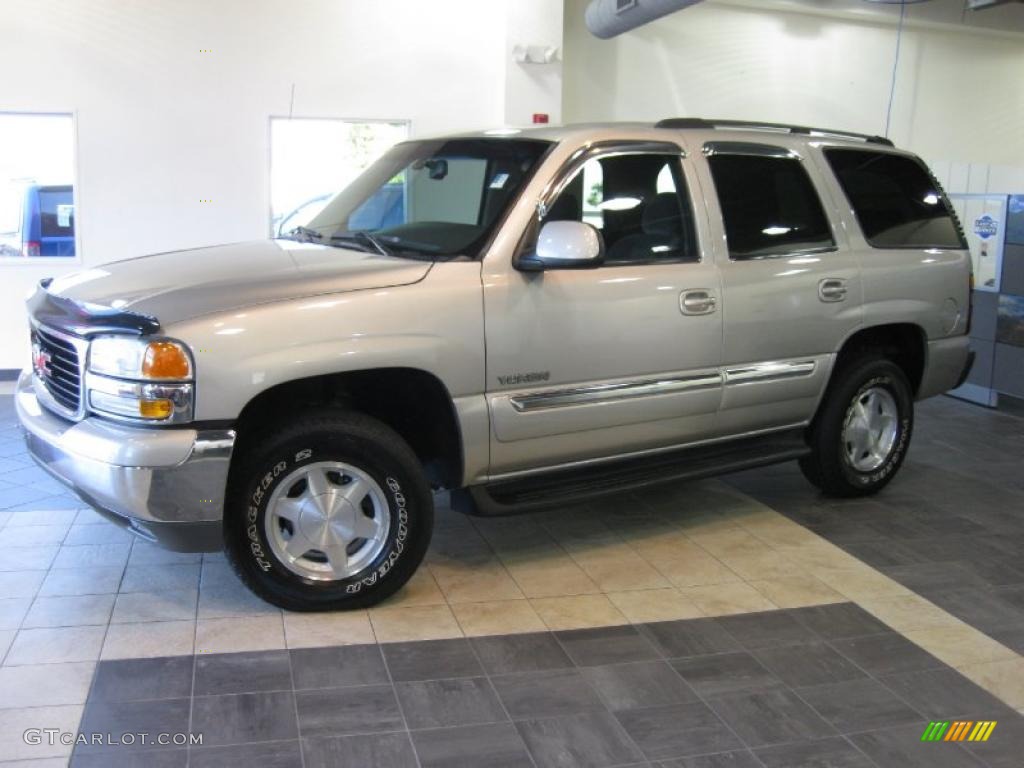 Silver Birch Metallic GMC Yukon