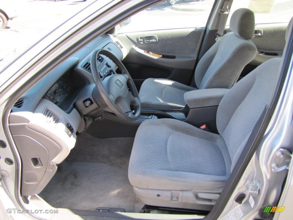 Quartz Gray Interior 2002 Honda Accord SE Sedan Photo #38200368