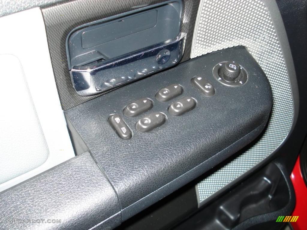 2004 F150 FX4 SuperCab 4x4 - Bright Red / Black/Medium Flint photo #10