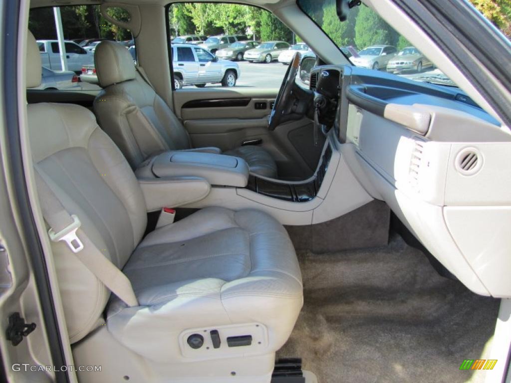 Shale Interior 2002 Cadillac Escalade Standard Escalade Model Photo #38203320