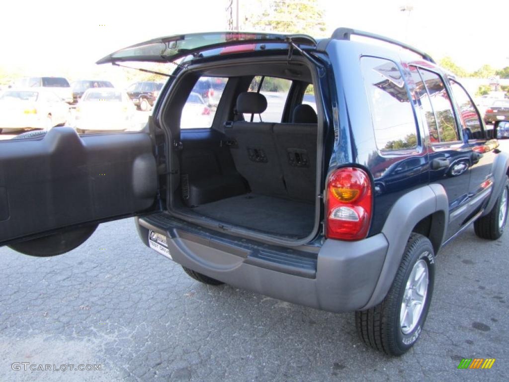 2002 Liberty Sport - Patriot Blue Pearlcoat / Dark Slate Gray photo #9