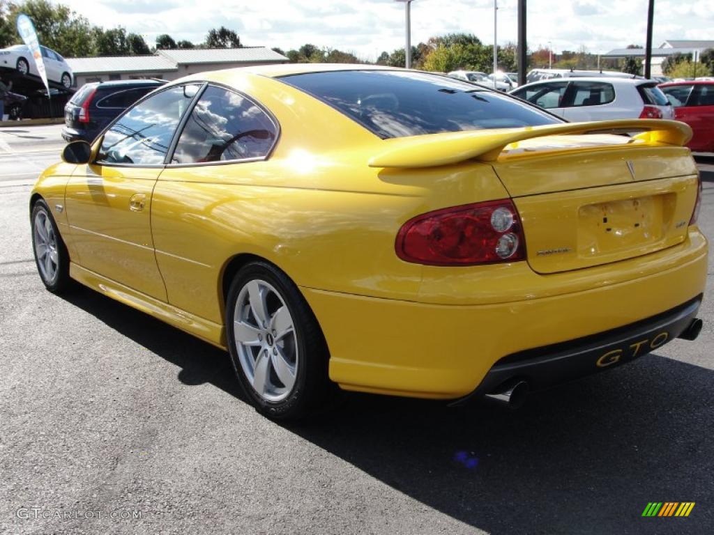 2005 GTO Coupe - Yellow Jacket / Black photo #3