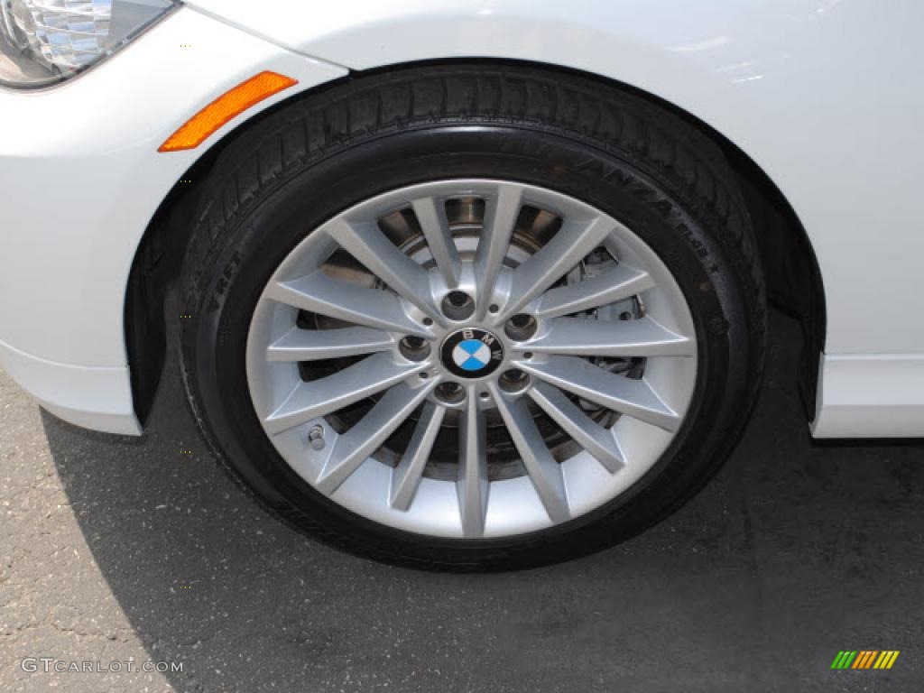 2009 3 Series 335i Sedan - Alpine White / Black photo #25