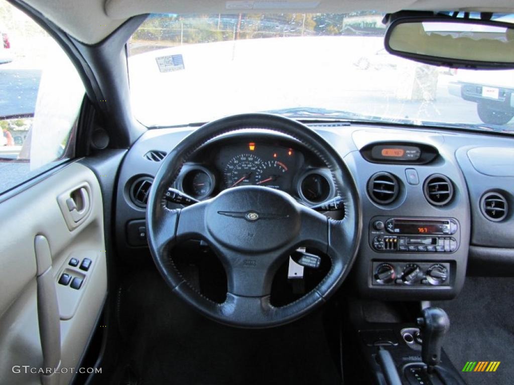 2002 Chrysler Sebring LXi Coupe Black/Beige Steering Wheel Photo #38211464