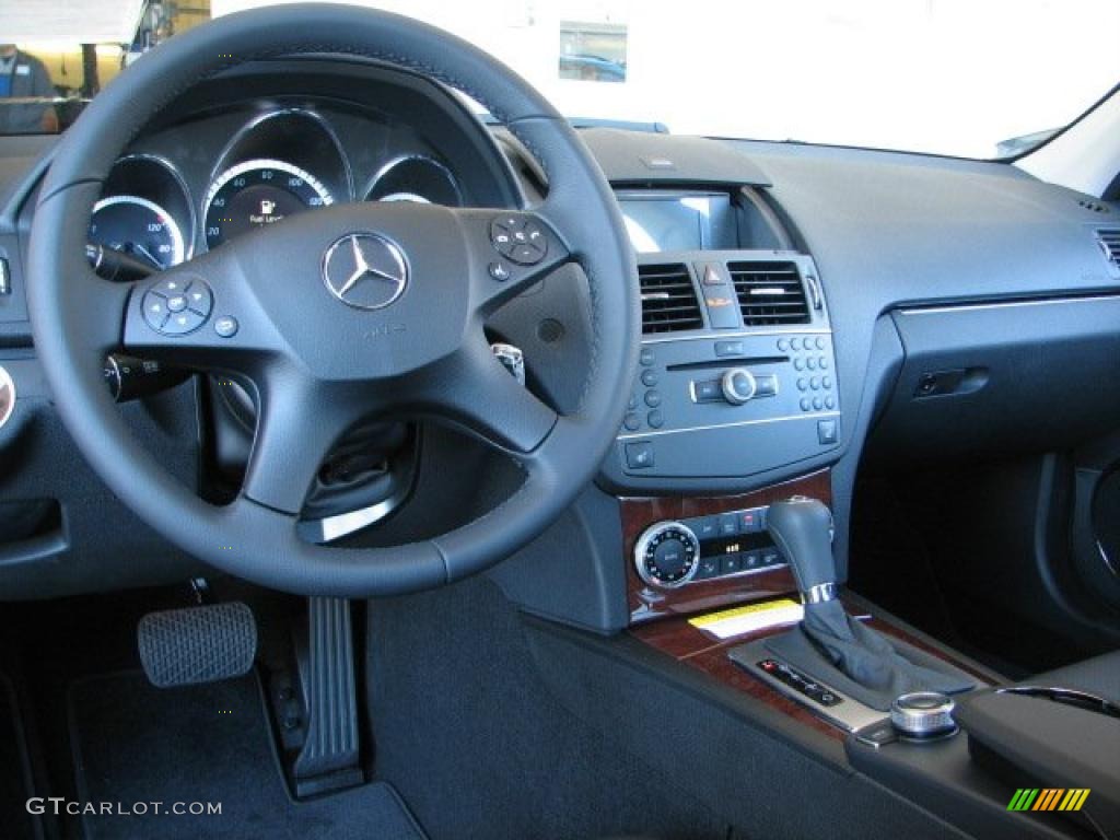 2011 Mercedes-Benz C 300 Luxury 4Matic Black Dashboard Photo #38213264